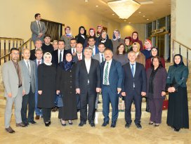 Akyürek, KOMEK öğretmenleriyle bir araya geldi