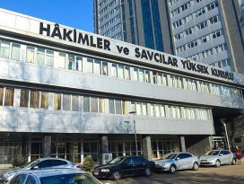 Usulsüz dinleme ve komploları artık tarihe gömelim