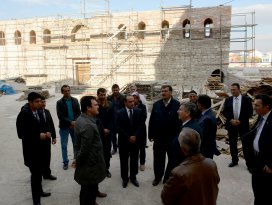 Başkan Akyürek Alaaddin Camii’nde incelemelerde bulundu