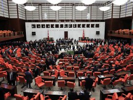 64. Hükümetin güvenoylaması yarın yapılacak