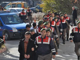 Uyuşturucu operasyonunda 8 tutuklama