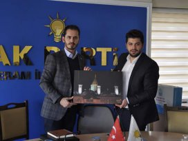 AK Parti’de “Kardeş İlçeler” Projesi