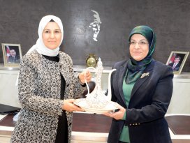 Katırcıoğlu’ndan Başkan Toru’ya ziyaret