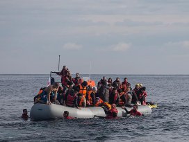 Ege’de sığınmacı botu battı: 13 ölü, 1 kayıp