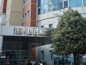 Duvardaki gizli bölmeden Kimse Yok Mu Derneğinin hard diski çıktı