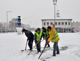 Akşehir Belediyesi kış şartlarına hazır