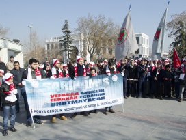 Konyada Sarıkamış şehitlerini anma yürüyüşü