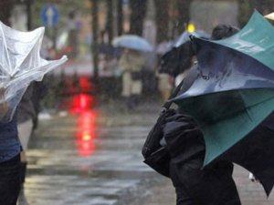 Meteorolojiden kuvvetli yağış ve fırtına uyarısı