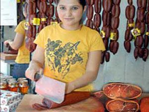 Etten sonra pastırma ve sucuk da ucuzladı