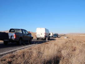 Yunak’ta trafik kazası: 3 yaralı