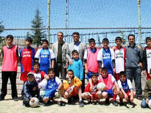 Futbolla yeni dostluklar kurdular