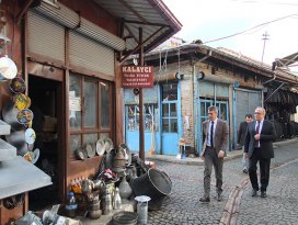 Kaymakam Sezginden Arastada esnaf ziyareti