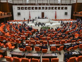 Meclis yeni anayasa mesaisine başlıyor