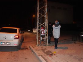 Kardeşinin arkadaşını bıçaklayarak öldürdü