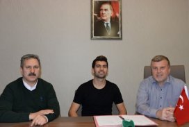 Torku Konyasporda Selimin sözleşmesi uzatıldı