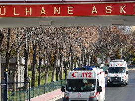 Hastanede tedavi gören polis şehit oldu