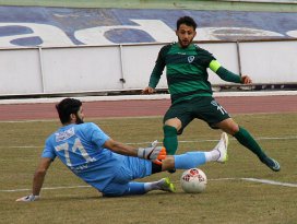 Anadolu Selçukspor evinde kazanamadı