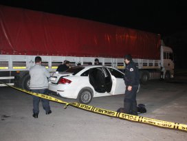 Konyada otomobilde patlama: 2 yaralı