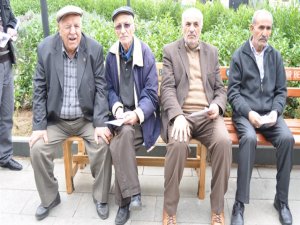 Emekliye yüzde 100 zam