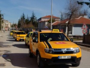 Konyada taksiciler eylem yaptı