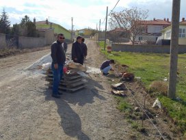 Cihanbeylide asfaltlama çalışmaları sürüyor