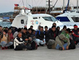 Aydında 58 sığınmacı kurtarıldı