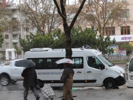 Konyada yağmur sevindirdi
