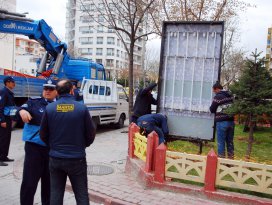 Büyükşehir görsel kirliliği önlüyor