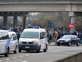 Belçikada üçlü terör saldırıları: 34 ölü
