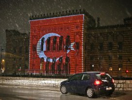 Başbakan Davutoğlundan Bosna Herseke teşekkür