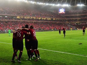 Milliler özel maçta İsveçi mağlup etti