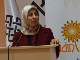 Poçanoğlu: “Bizi bölmeye, ilimden uzaklaştırarak başlıyorlar”