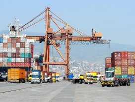 İhracat yüzde 2,6 arttı