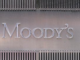 Moodys petrol devlerinin notunu indirdi