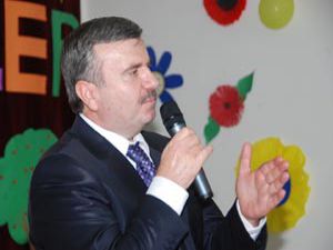 Başkan Akyürek,Anneler Günü Programına Katıldı