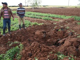 Kilise 3 roket mermisi düştü
