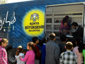 Konya Büyükşehir Belediyesinden mobil kütüphane hizmeti