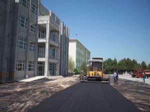 Beyşehir Belediyesi asfalt sezonunu açtı