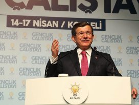 Davutoğlu: Biz enerjiyi milletimizden alırız