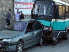 Zincirleme trafik kazası: 11 yaralı