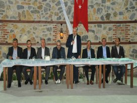 Baloğlu ve Başkan Akkaya muhtarlarla bir araya geldi