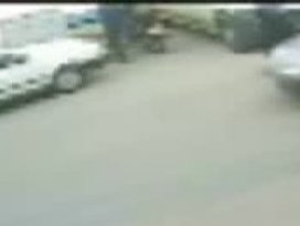 Motosiklet hırsızı kameraya yakalandı