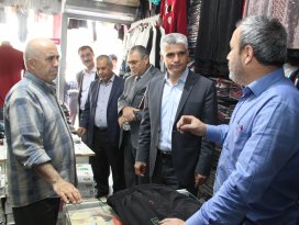 Başkan Gün, çarşı esnafını ziyaret etti