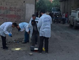 Kiliseroket mermisi düştü: 2 ölü