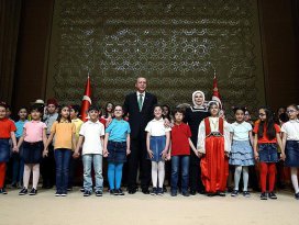 Erdoğan: Biz çocuklarımıza güveniyoruz