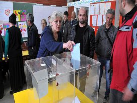 Sırbistanda oy kullanma işlemi sona erdi