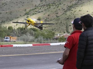 Vecihi Hürkuş Planör Uçuş Parkı açıldı
