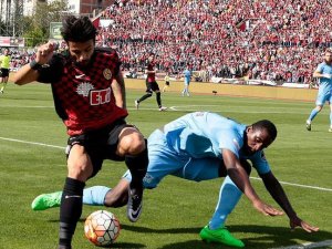 Eskişehirspor Trabzonsporu tek golle mağlup etti