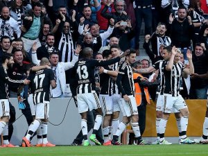 Lider Beşiktaş farklı kazandı