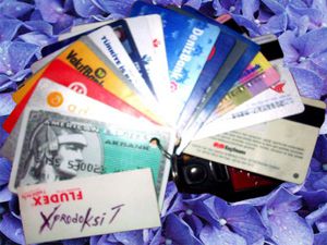 Kredi kartında faiz oranları düşürüldü